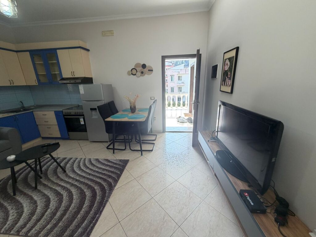 Jepet me qera apartament 1+1+ballkon te vilat amerikane