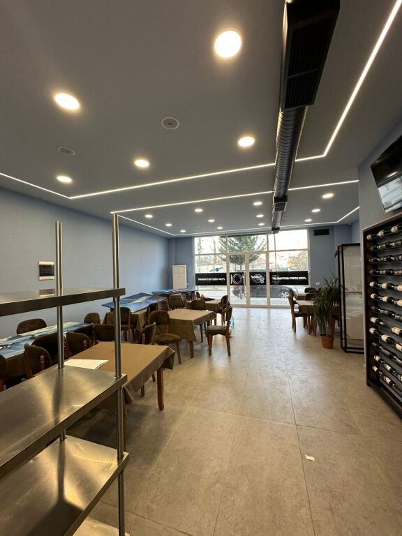 Business premises for rent