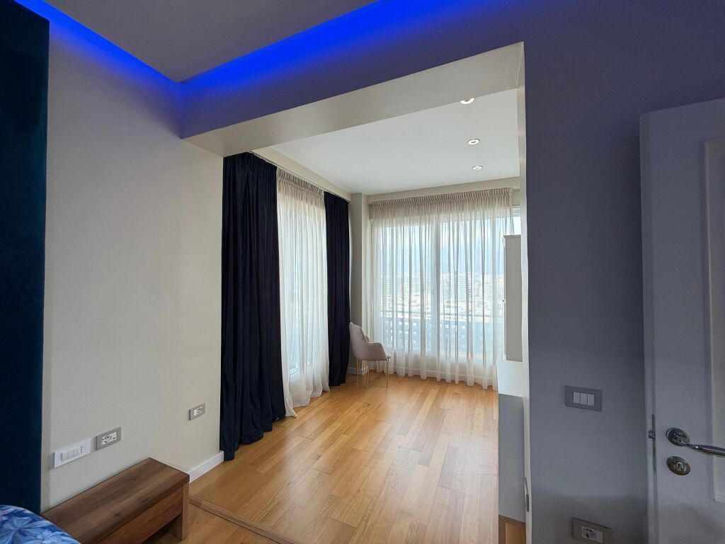 Apartment for Rent at the Botanical Garden