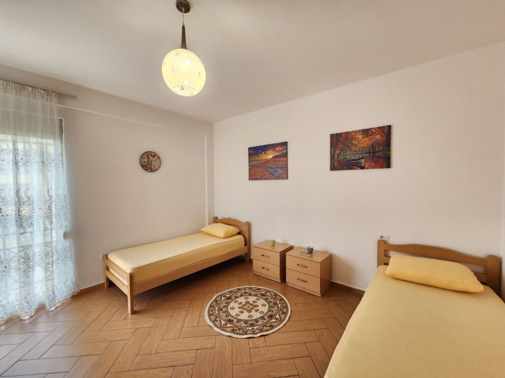 Apartment 2+1, Selvia!