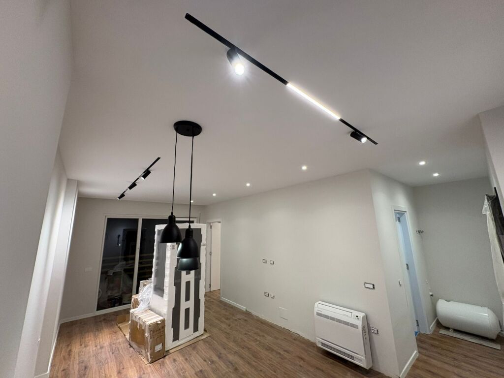 1+1,luxury furnished,at the E88 complex,laprake,500 thousand leke