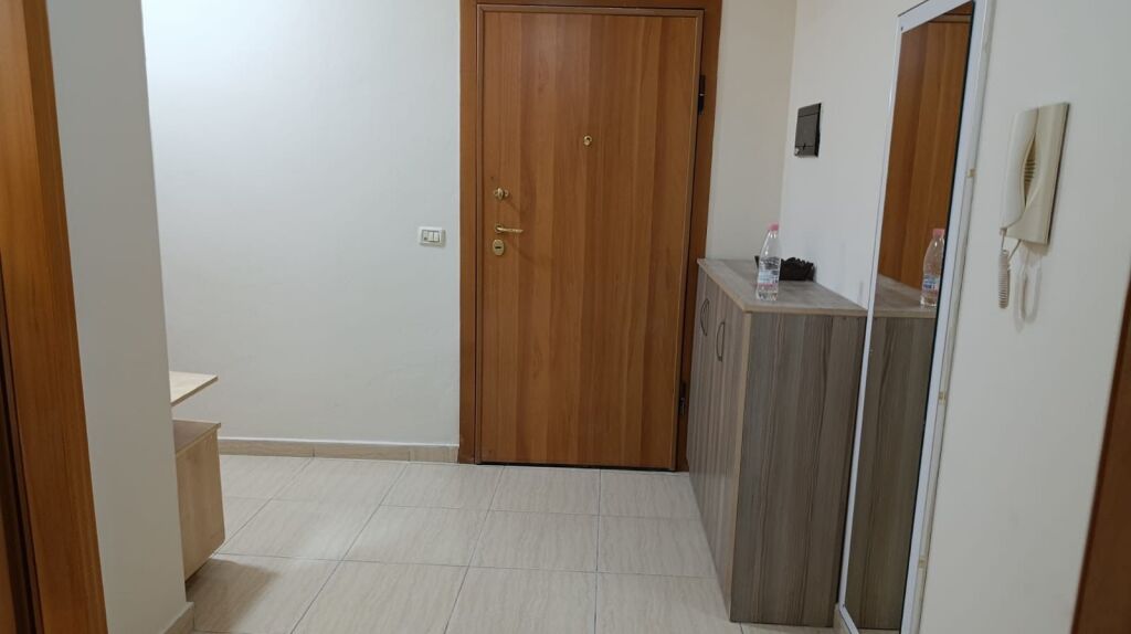 1+1,furnished at 7 dwarfs,elbasani street,650 euro