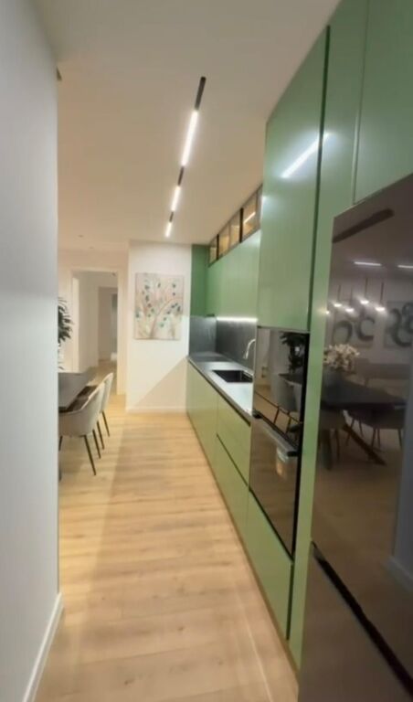 Apartment for rent 2+1+2+1 parking space in Delijorgj
