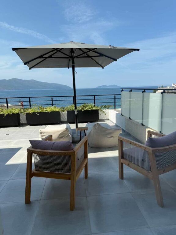 Super Appartamento in vendita diviso in 2 monolocali 290.000 euro Radhime Vlore