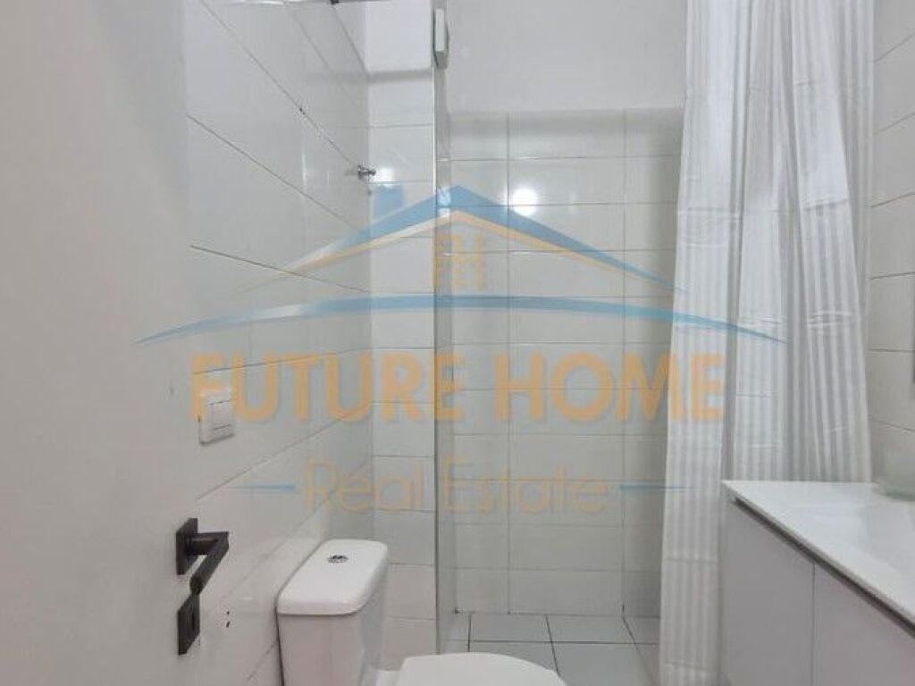 Shitet, Apartament 2+1+2, Don Bosko, Tiranë.