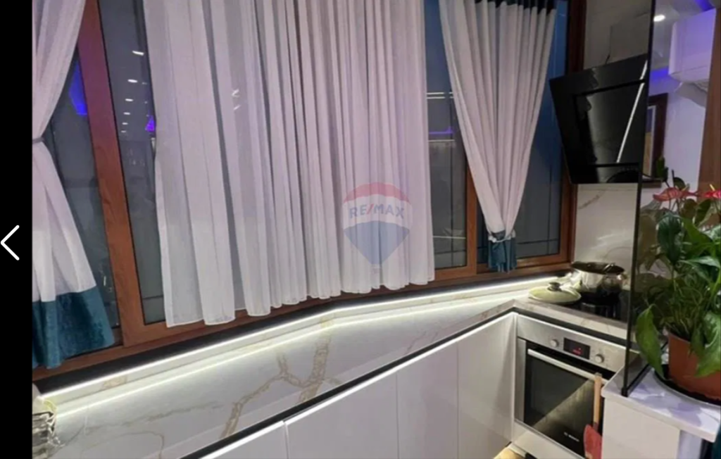 Apartament per shitje 3+1+2 tek Ish Fusha e Aviacionit