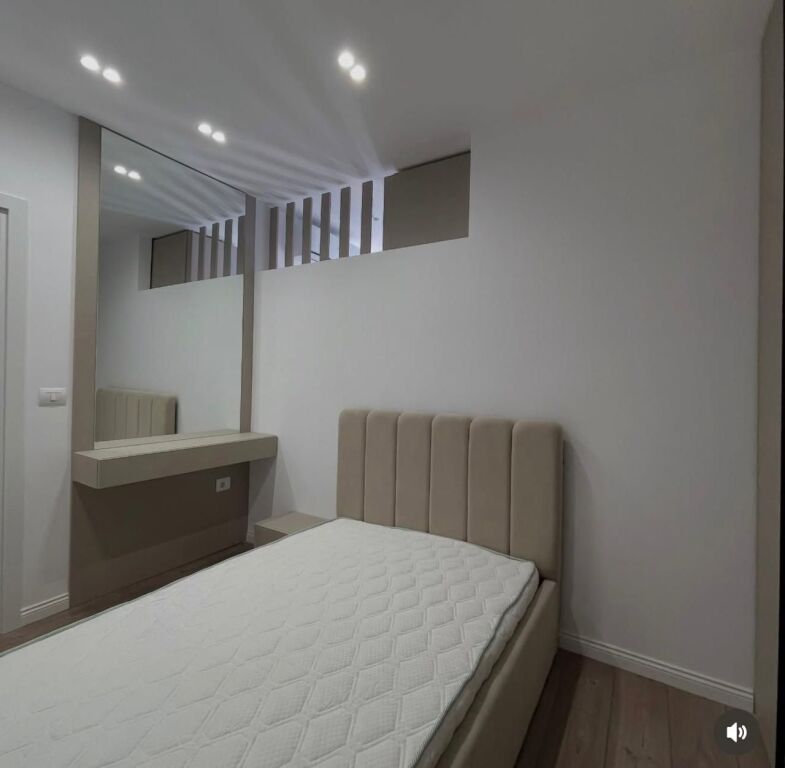 🏡 Jepet me qira apartament 2+1 📍Zogu i Zi 💶 Çmimi: 900 € / muaj