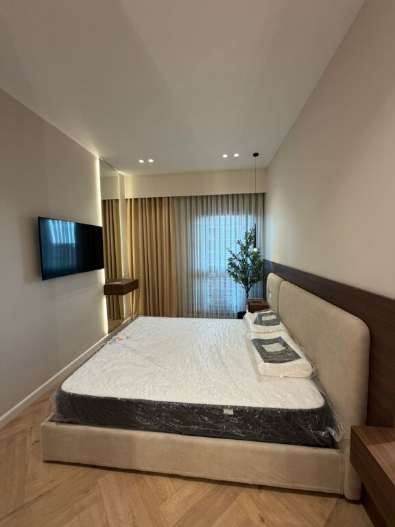 Apartment 2+1+2 at Tirana Garden Building