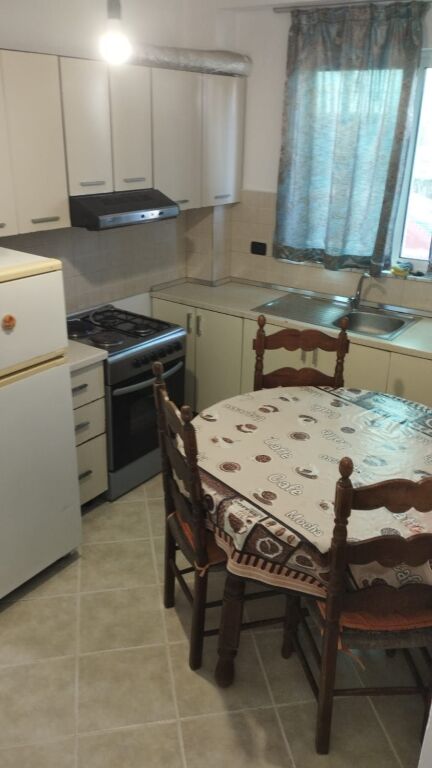 APARTMENT 1+1. 30000 LEKE. SIRI KODRA STREET