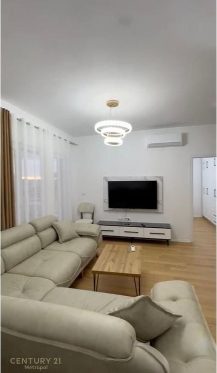 JEPET ME QERA APARTAMENT 1+1 TE ZOGU I ZI