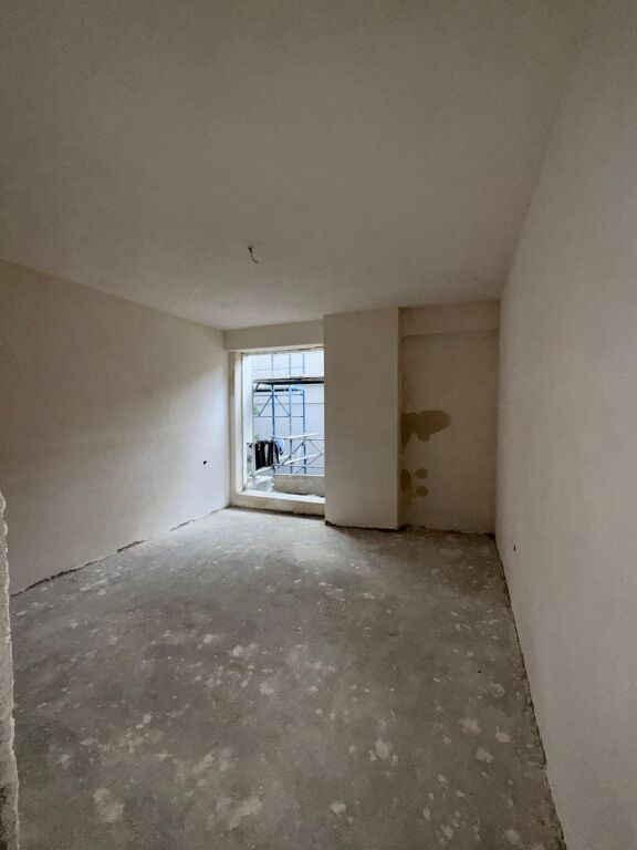 APARTMENT 1+1 FOR SALE FORMER AVIATION FIELD 130,000 EURO FH-58614