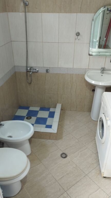 APARTMENT 1+1. 30000 LEKE. SIRI KODRA STREET