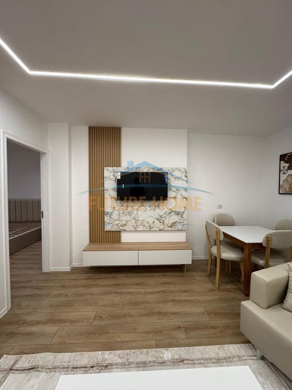 Shitet, Apartament 1+1, Rruga Fortuzi