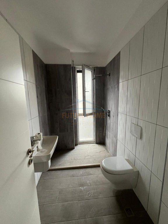For sale, Apartment 2+1+2+Parking space, Former Bus Park, Tirana