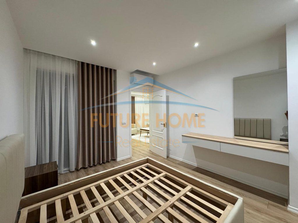 Shitet, Apartament 1+1, Rruga Fortuzi