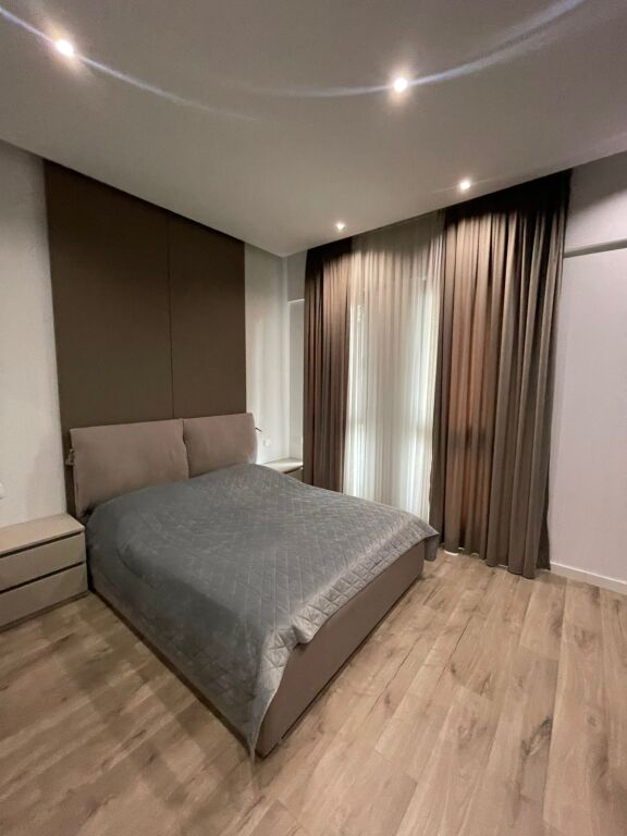 🏙️ Ekskluzive – Apartament Luksoz 1+1 me Qira