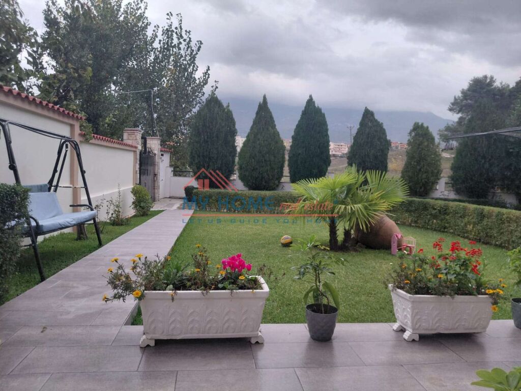 Duplex me Qira Ali Demi Tirane