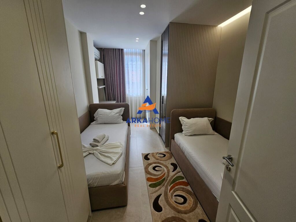 FOR RENT 2+1+BALCONY "AT BOGDANEV STREET" 1200 EURO