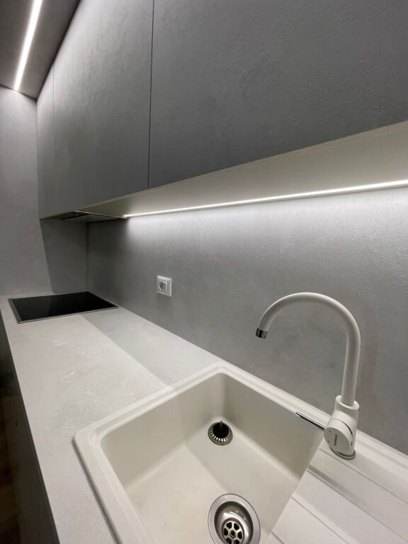 🏙️ Ekskluzive – Apartament Luksoz 1+1 me Qira