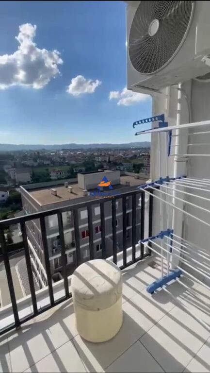 JEPET APARTAMENT ME QERA 2+1+BALLKON " KAMEZ " 50000 LEKE