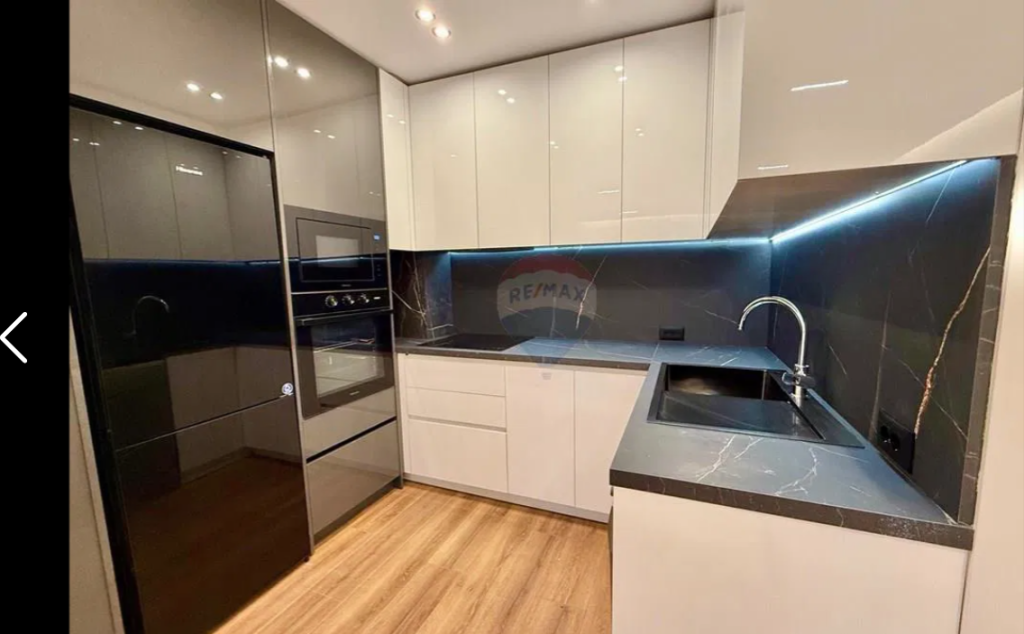 Appartamento in affitto 2+1+2 in Via Hoxha Tahsim