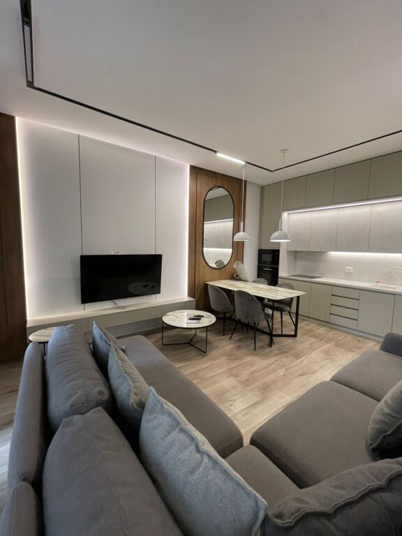 🏙️ Ekskluzive – Apartament Luksoz 1+1 me Qira