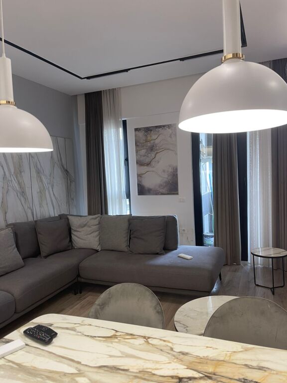 🏙️ Ekskluzive – Apartament Luksoz 1+1 me Qira