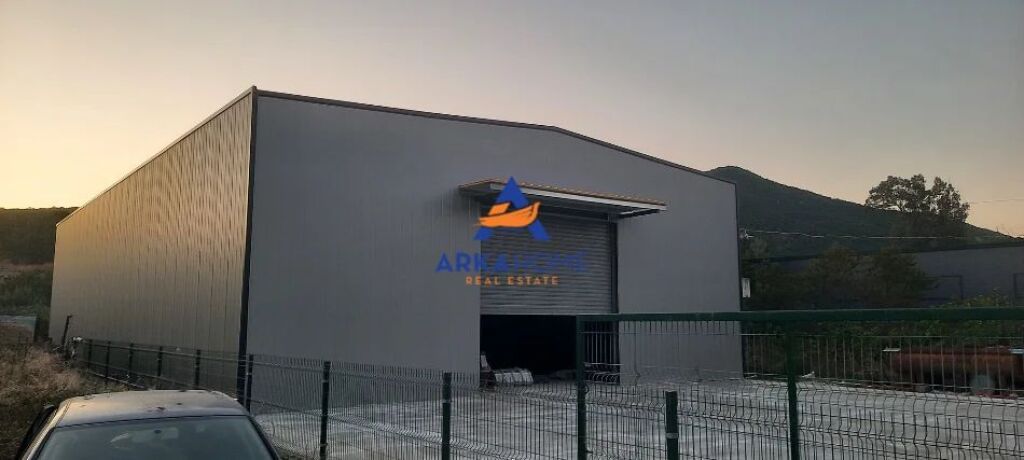 WAREHOUSE FOR RENT / WAREHOUSE " RRUGA E ARBRIT, TIRANA " 2000 EURO