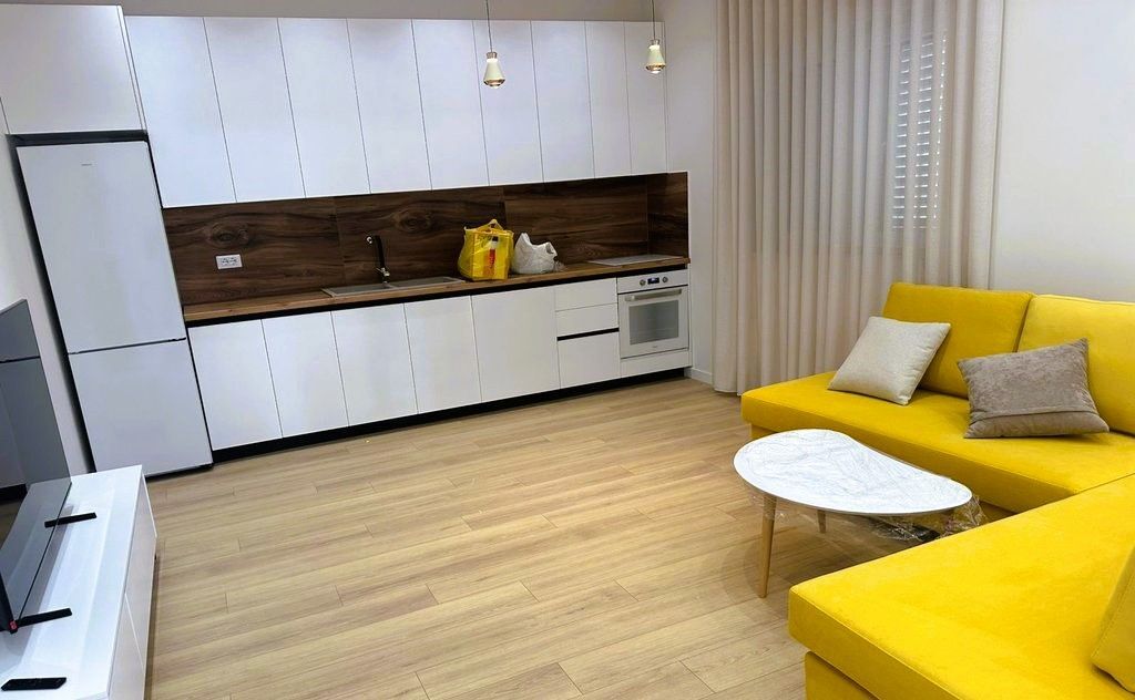PRIVATE HOUSE FOR RENT AT HIPOTEKA !