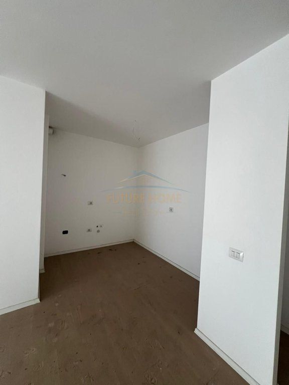 For sale, Apartment 2+1+2+Parking space, Former Bus Park, Tirana