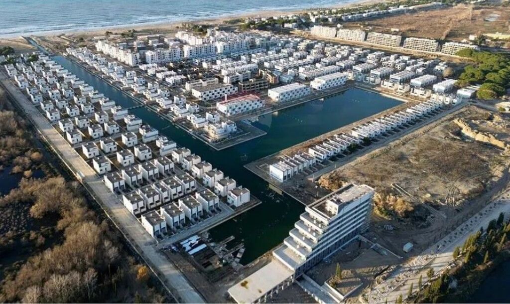 FOR SALE, VILLA, TURQUOISE MARINA, LALZ BAY ID: 530581010-30