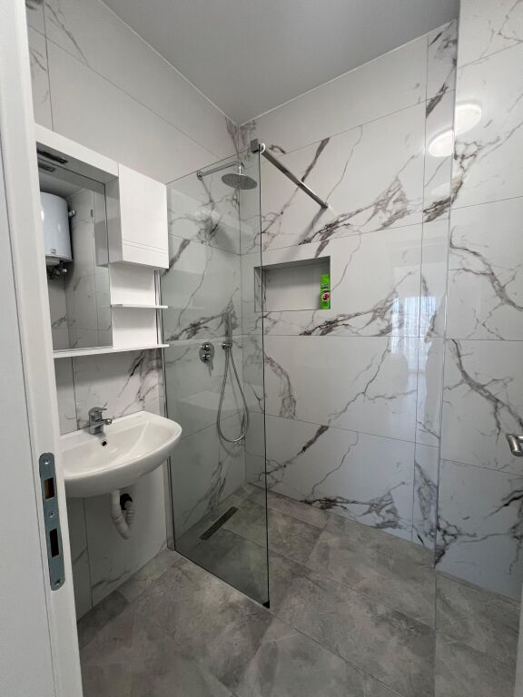APARTAMENT 2+1 ME QIRA - REZIDENCA HENKE