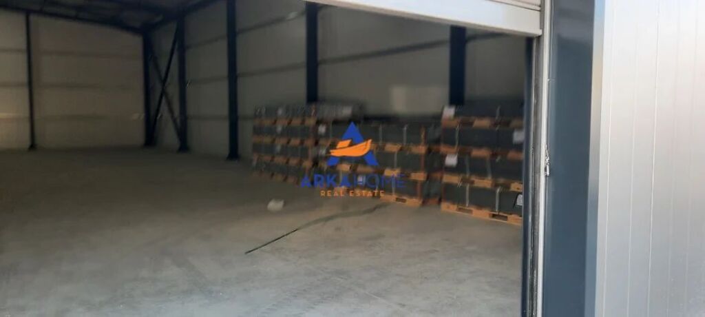 WAREHOUSE FOR RENT / WAREHOUSE " RRUGA E ARBRIT, TIRANA " 2000 EURO