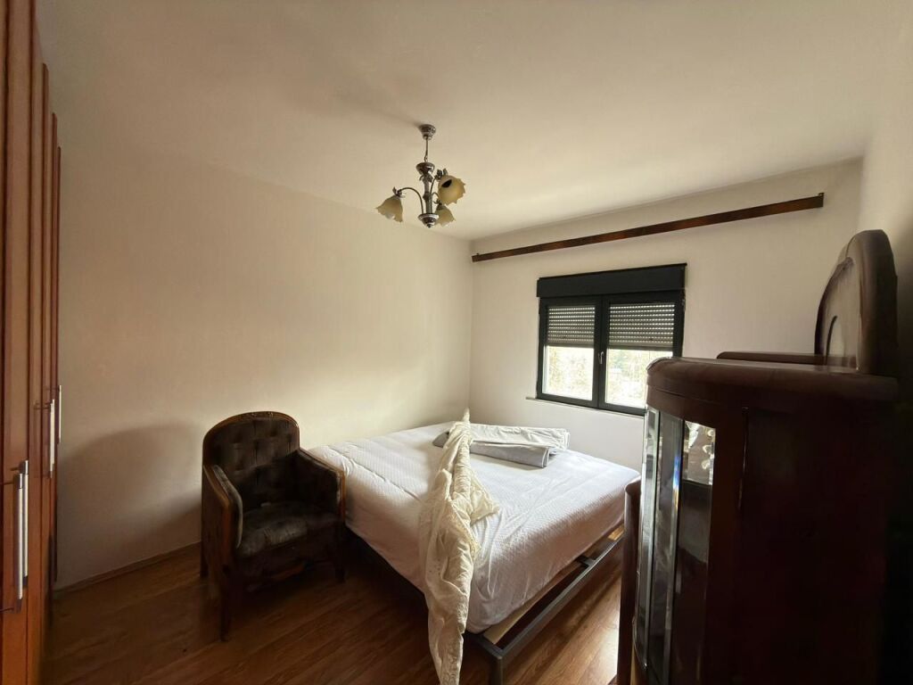 SHITET APARTAMENT 2+1 ME PAMJE TE LIRE RRUGA ELBASANIT!