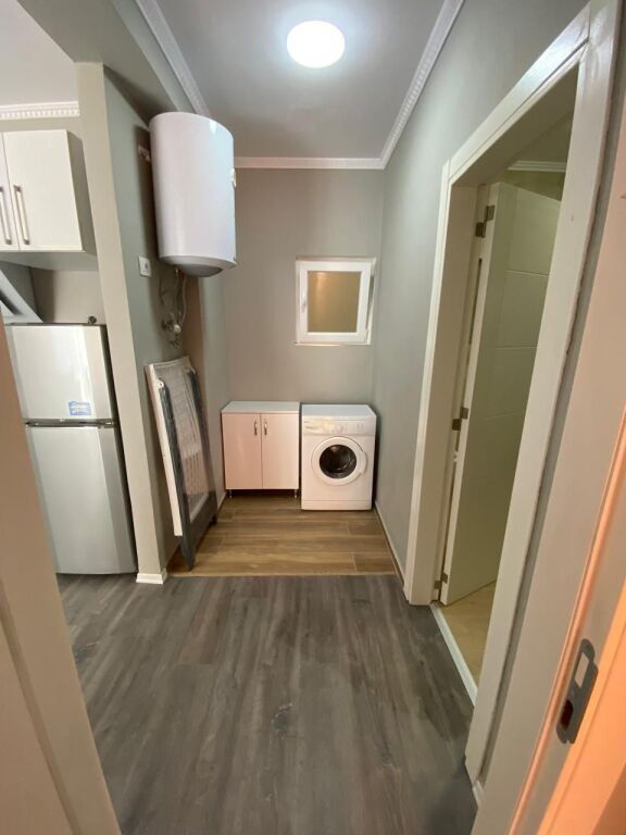 Apartment 1+1 for rent, at the end of Bulevardi i Ri (Bermond Complex): 450 thousand lek