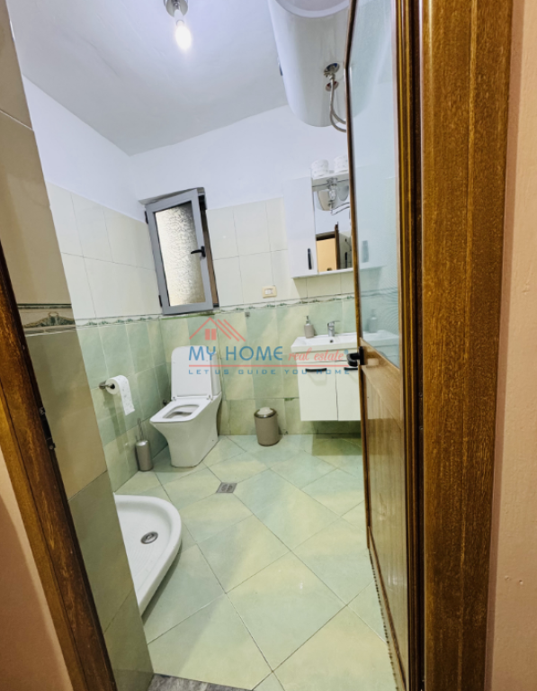 Apartament 1+1 me Qira tek Stadiumi Dinamo