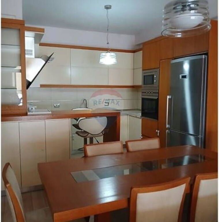 Apartament 2+1 me qira pranë Kopshtit Zoologjik