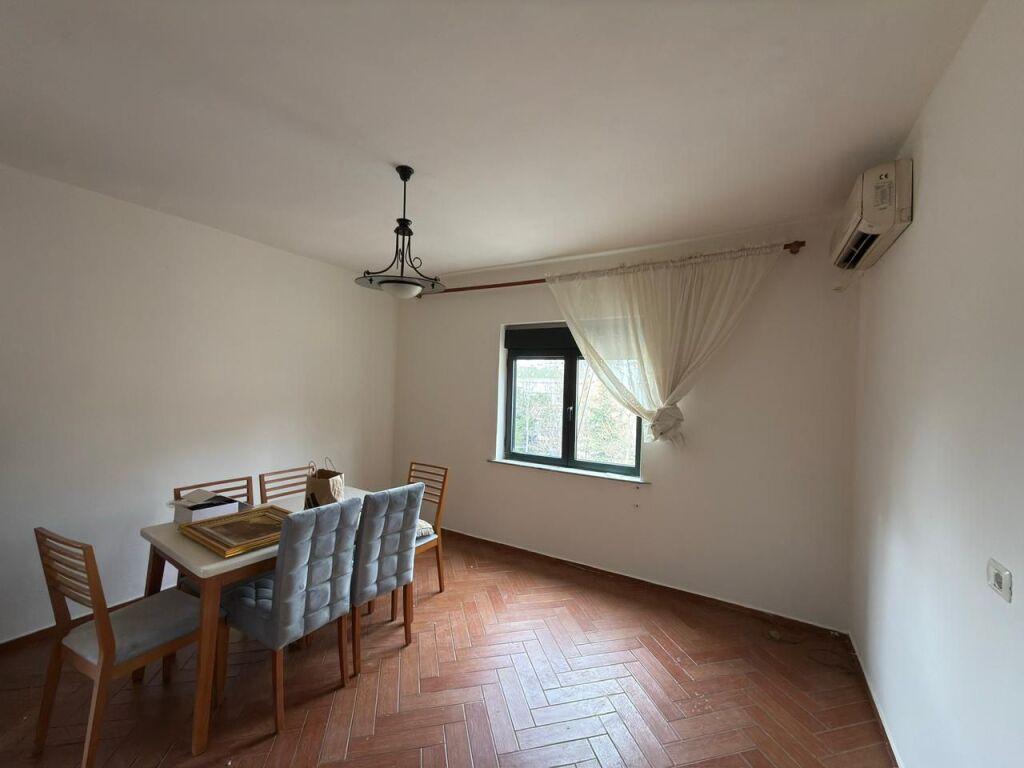 FOR SALE 2+1 ON ELBASAN STREET 150,000 EURO !!
