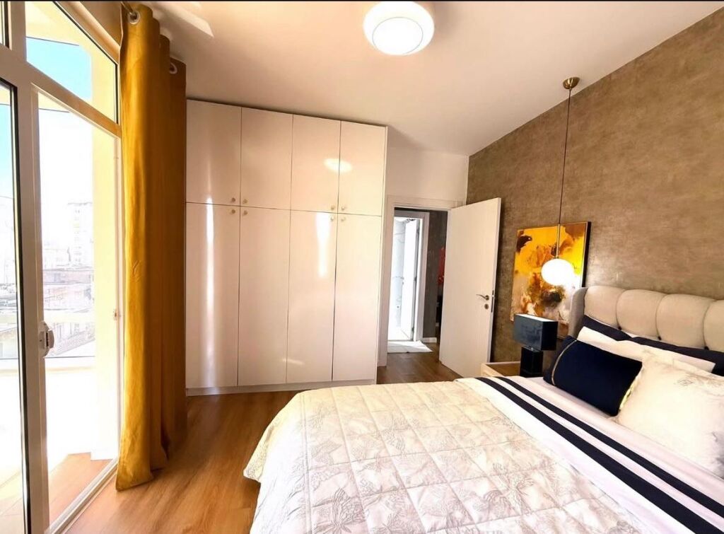 Modern 1+1 apartment for rent, 21 December