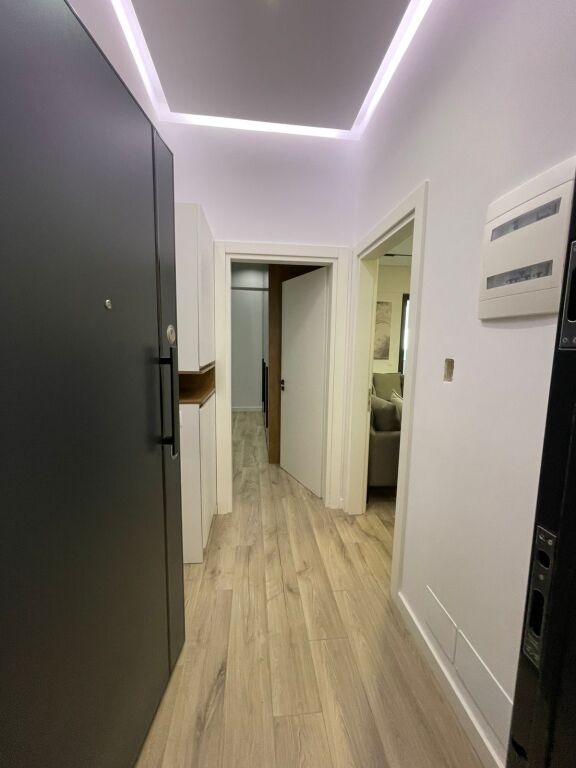 🏙️ Ekskluzive – Apartament Luksoz 1+1 me Qira