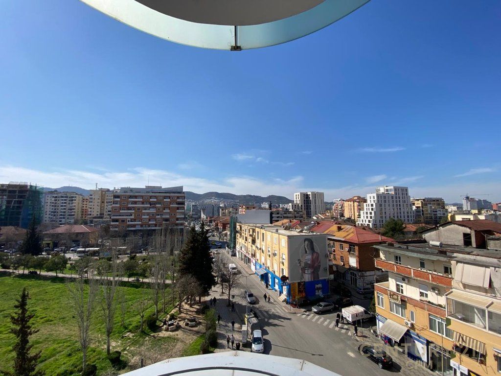 ESCLUSIVO! STADIO DINAMO APPARTAMENTO DI LUSSO IN AFFITTO 2+1+2+DEPOSITO+POSTO AUTO 1.500 € /Mese Sup. Totale 155m2