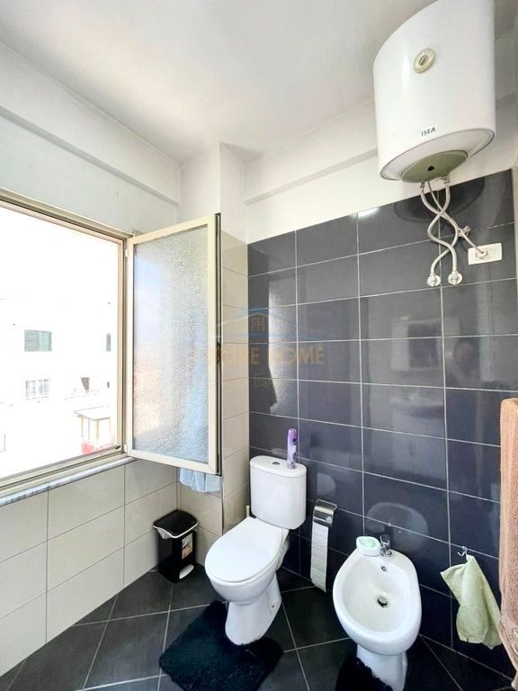 📍 Terminal degli Autobus, Complesso Fortesa – 1+1 Investito con Ipoteca! 🏠