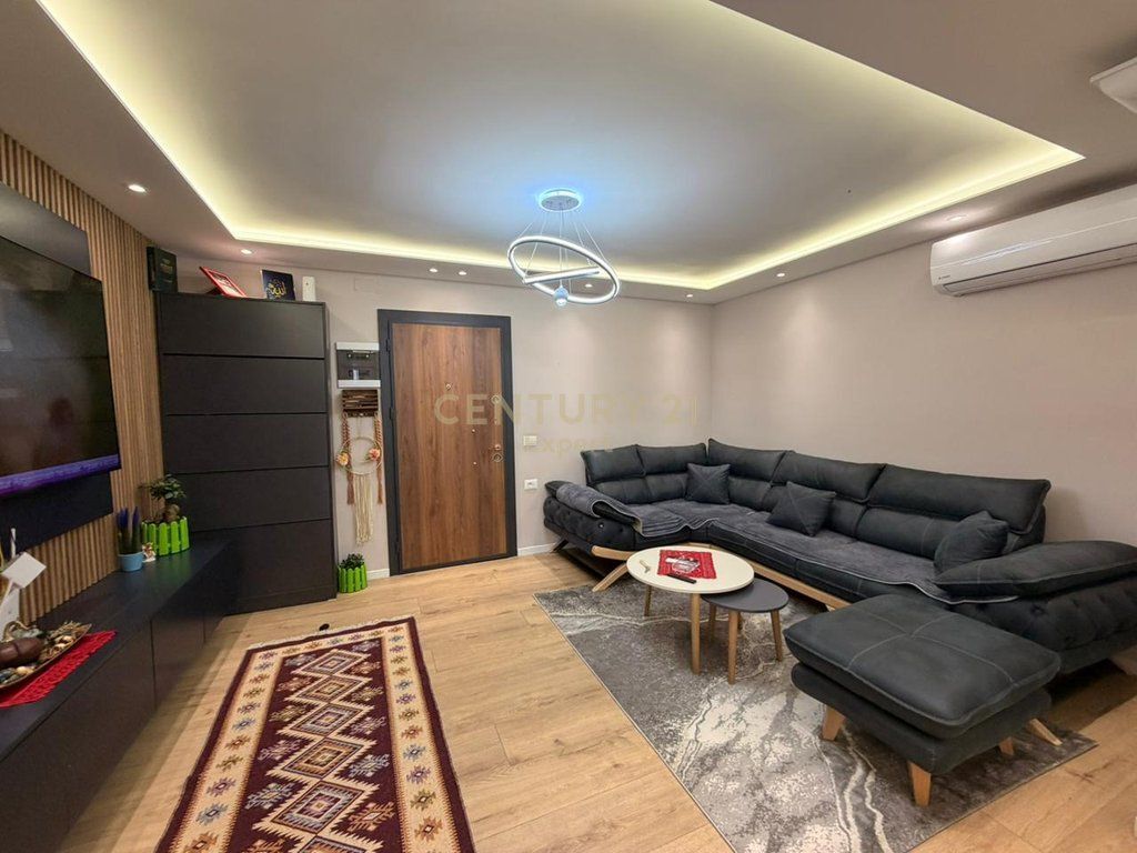 We sell a 1+1 apartment in an existing building near Varri Bamit 115,000 € Total area 69m2