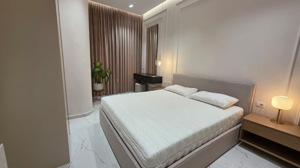 Apartament 1+1 per qira tek Rruga e Durrësit plus post