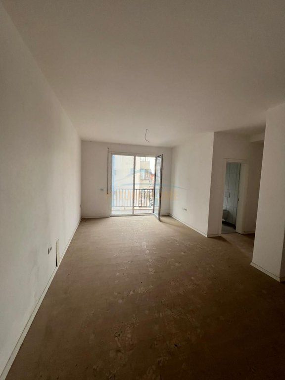 For sale, Apartment 2+1+2+Parking space, Former Bus Park, Tirana