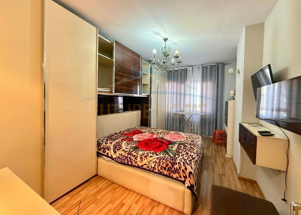 🏠 Spacious 2+1 for Rent at Unaza e Re! 📍