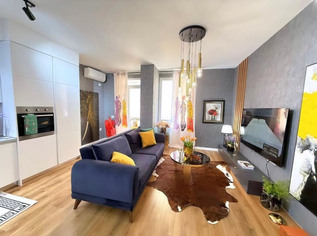 JEPET ME QERA APARTAMENT 1+1 – MOZAIKU I TIRANËS, ZONA 21 DHJETORI