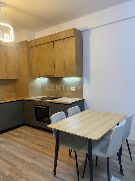 AFFITTASI APPARTAMENTO 1+1 A URBAN GATE – ASTIR !