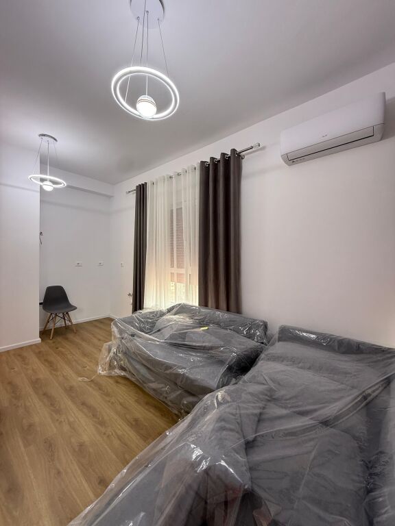 🏠FOR RENT Apartment 1+1+balcony 📍Kadiu Residence, Ali Dem🏢7th floor, with elevator 💶 Price: 450€ ✨New & modern furniture