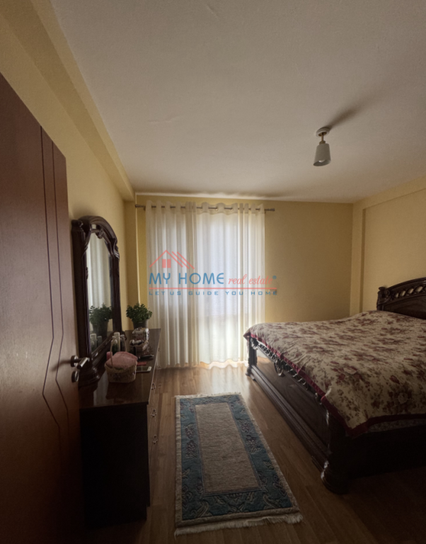 Apartament 1+1 me Qira tek Stadiumi Dinamo
